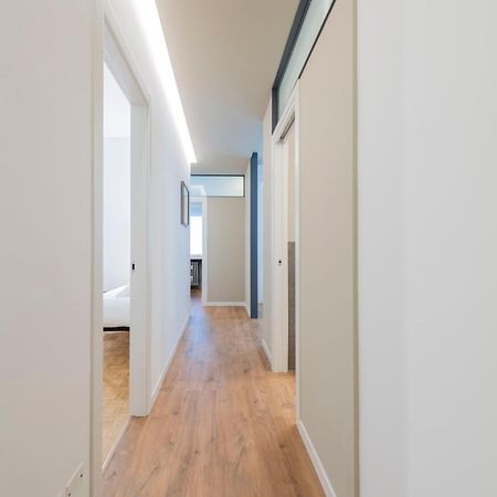 Three Balconies Apartment ヴェローナ エクステリア 写真