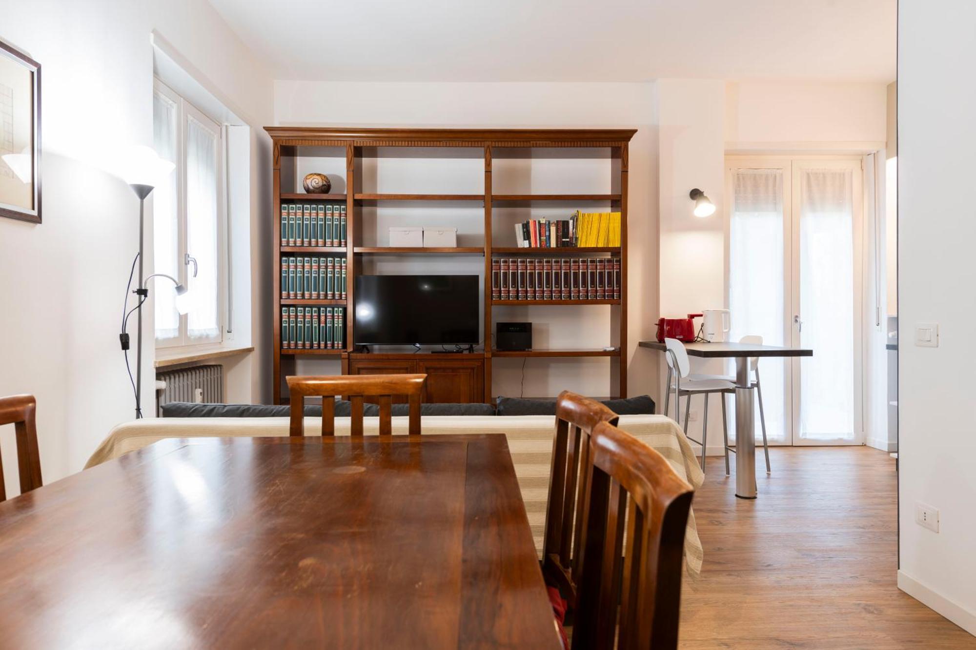 Three Balconies Apartment ヴェローナ エクステリア 写真